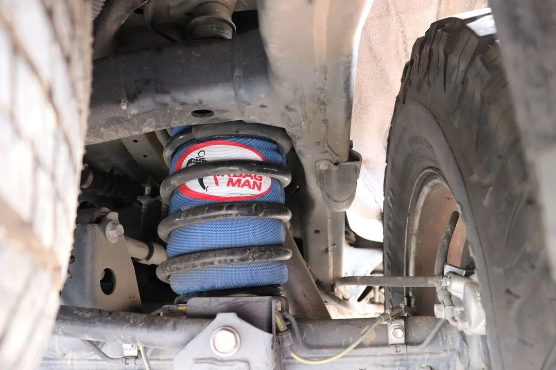 2016 Toyota J200 Land Cruiser - Image 12 of 23