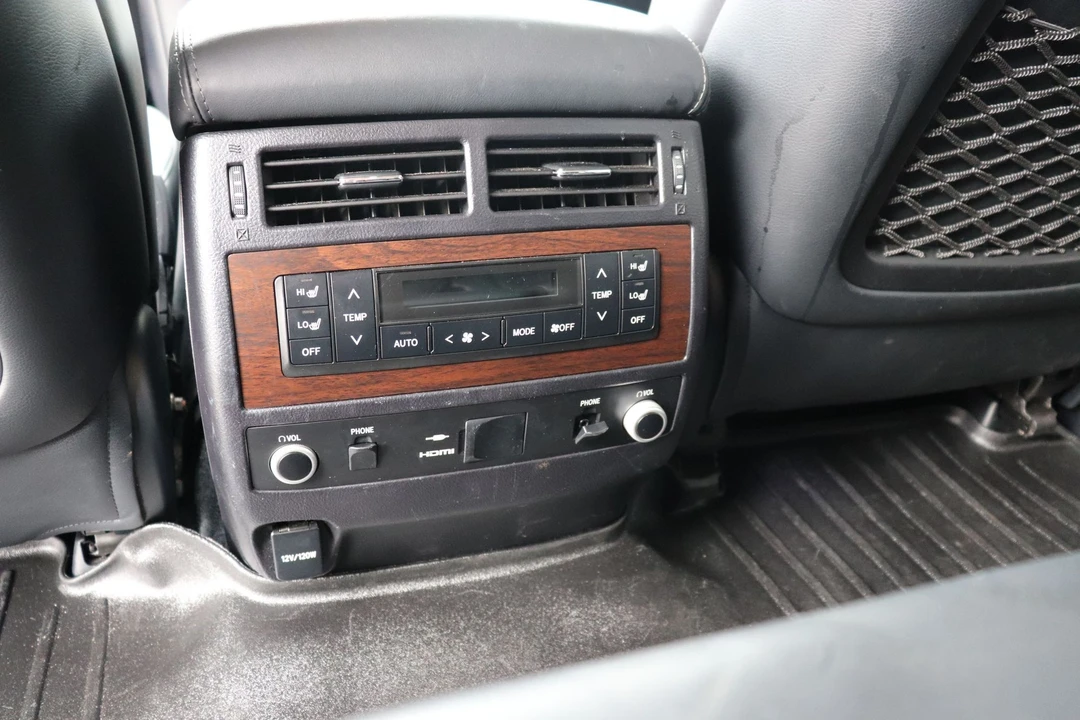 2016 Toyota J200 Land Cruiser - Image 17 of 23