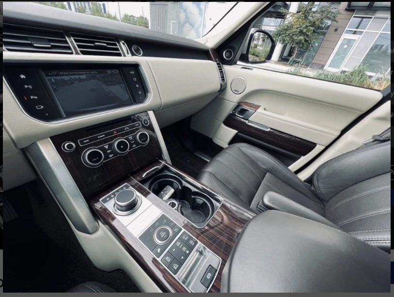 2016 Land Rover Range Rover L405 - Image 12 of 15