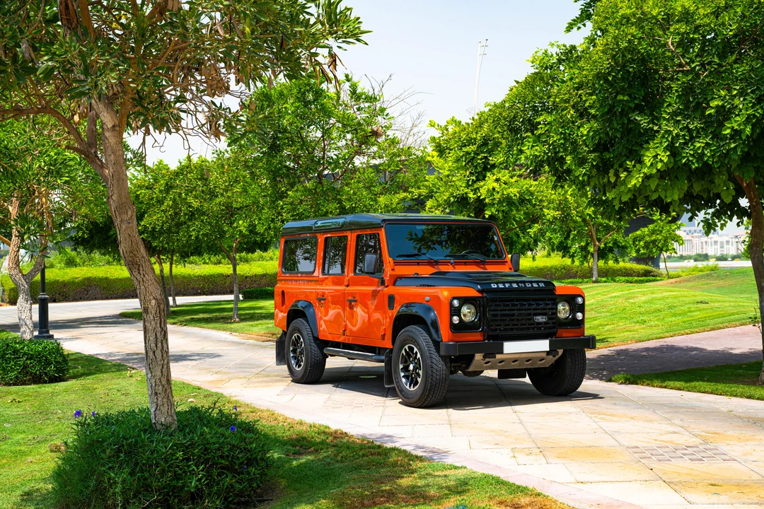 2016 Land Rover Defender 110 - Image 3 of 31