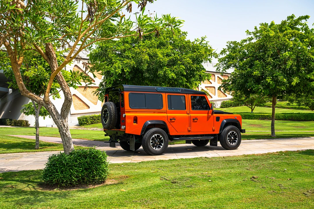 2016 Land Rover Defender 110 - Image 12 of 31