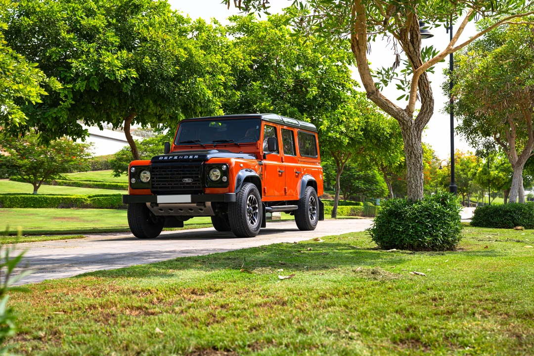 2016 Land Rover Defender 110 - Image 10 of 31