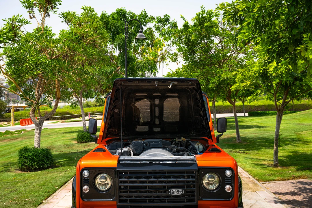 2016 Land Rover Defender 110 - Image 22 of 31