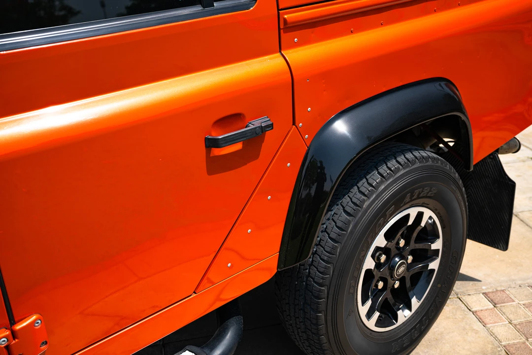 2016 Land Rover Defender 110 - Image 30 of 31
