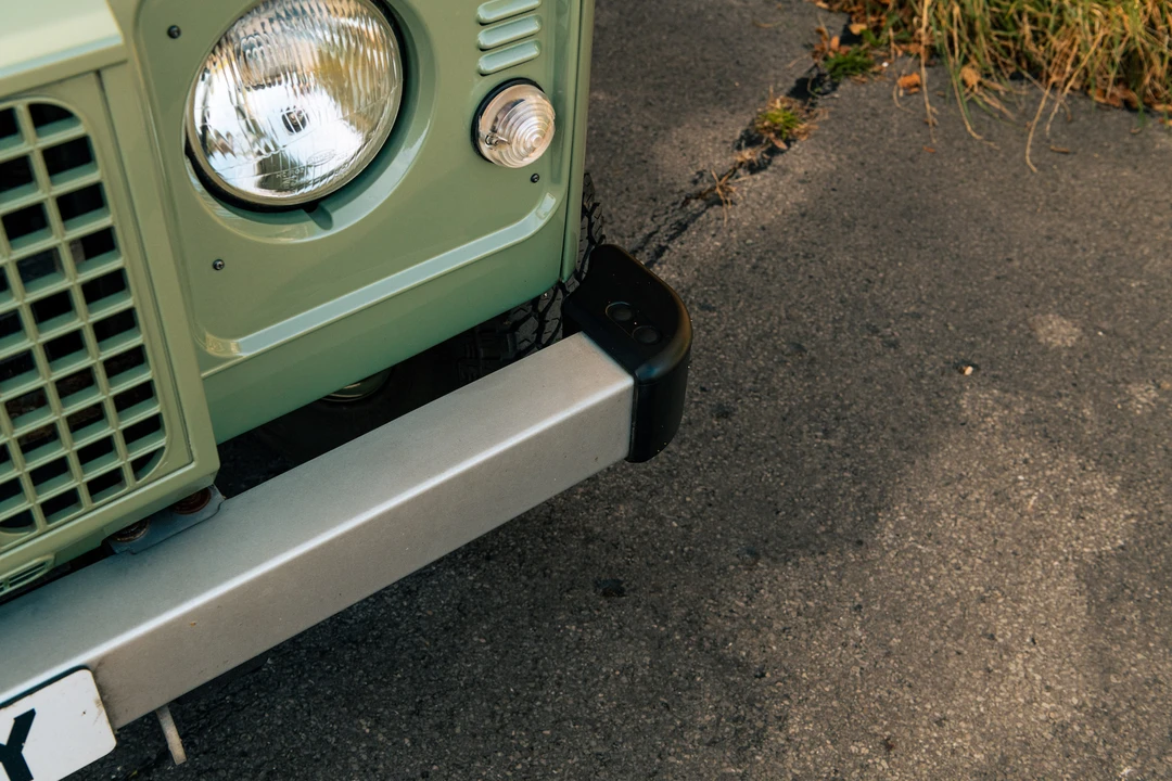 2016 Land Rover Defender 110 - Image 18 of 31