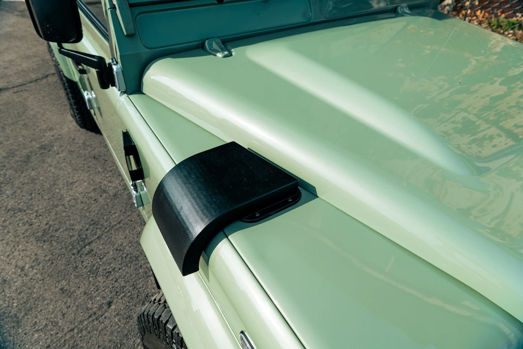 2016 Land Rover Defender 110 - Image 30 of 31