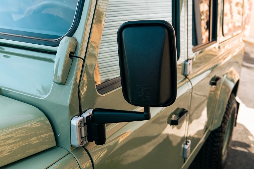 2016 Land Rover Defender 110 - Image 31 of 31
