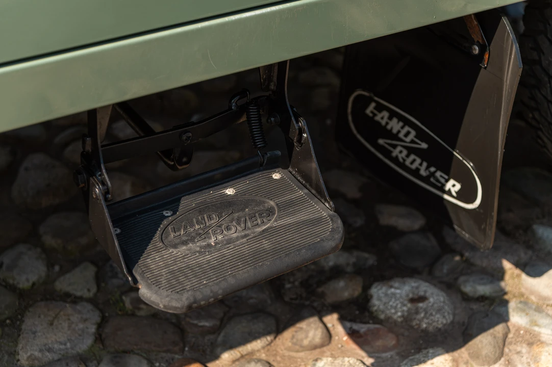 2016 Land Rover Defender 110 - Image 22 of 31