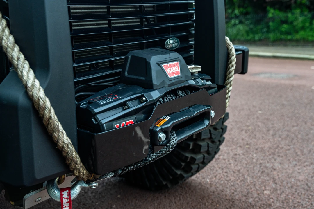 2016 Land Rover Defender 110 - Image 15 of 31