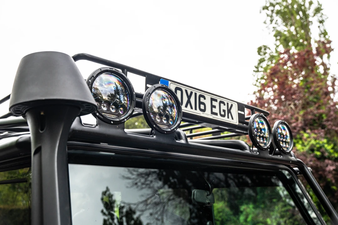 2016 Land Rover Defender 110 - Image 24 of 31