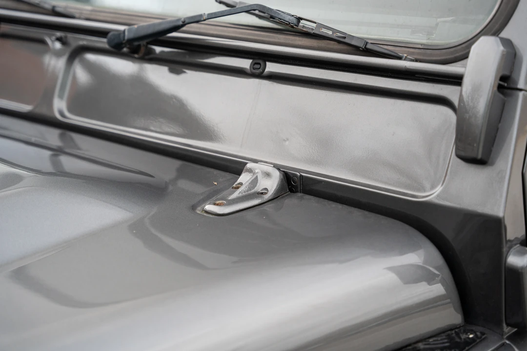 2016 Land Rover Defender 110 - Image 25 of 31