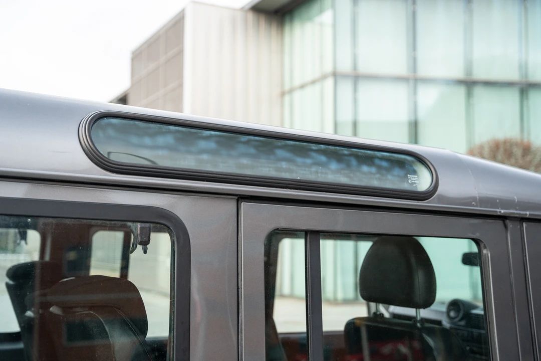 2016 Land Rover Defender 110 - Image 31 of 31