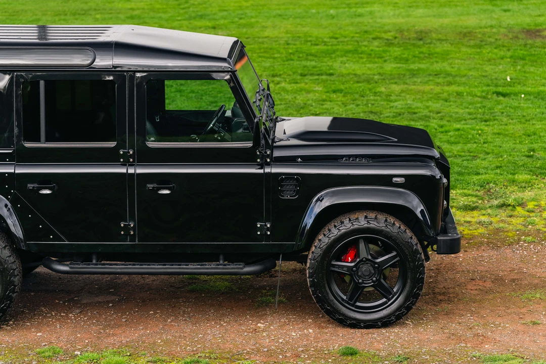2016 Land Rover Defender 110 - Image 28 of 31