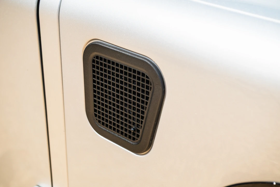 2016 Land Rover Defender 110 - Image 29 of 31