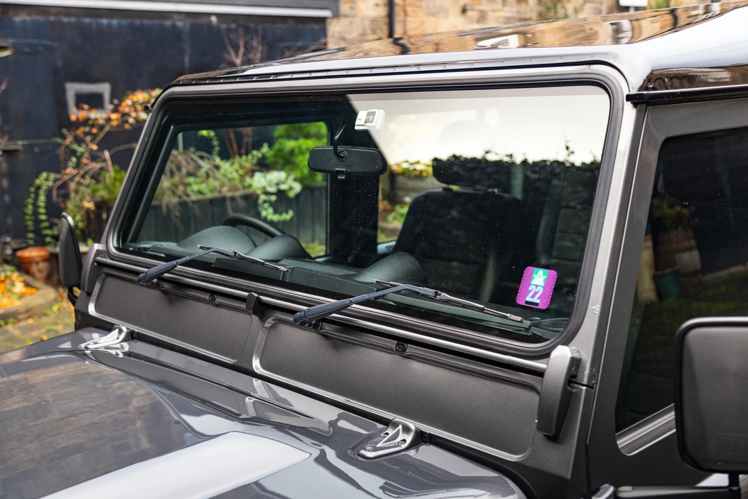 2016 Land Rover Defender 110 - Image 16 of 31