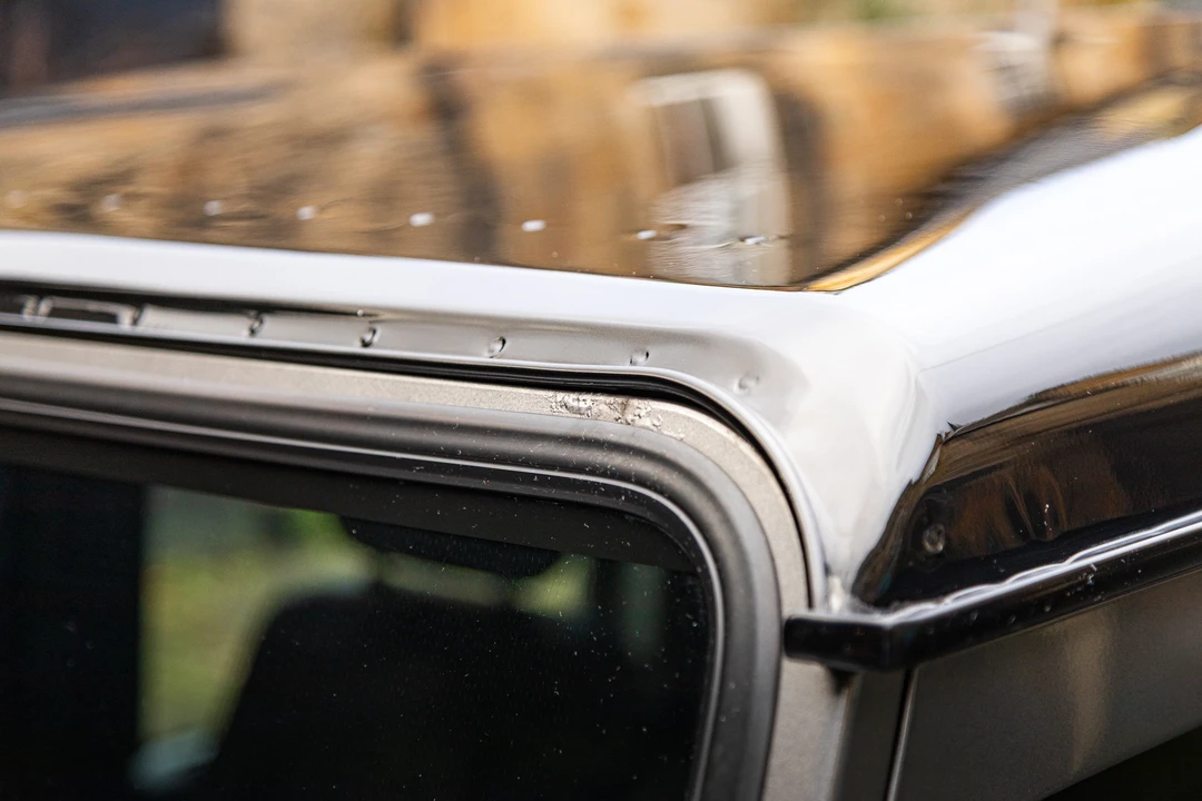 2016 Land Rover Defender 110 - Image 17 of 31