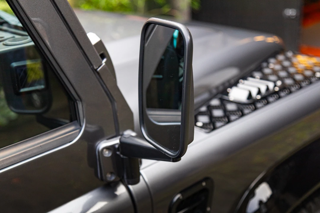 2016 Land Rover Defender 110 - Image 25 of 31