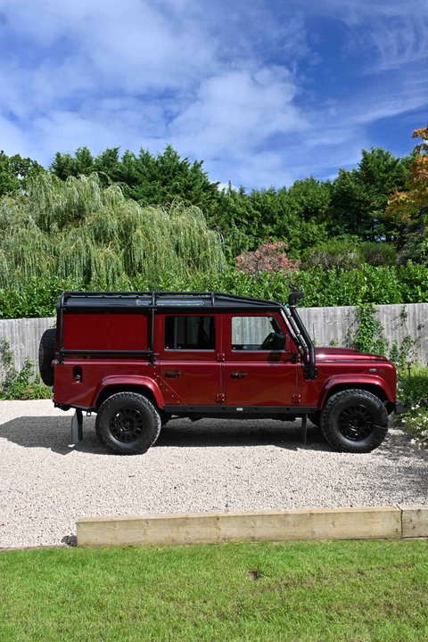 2016 Land Rover Defender 110 - Image 28 of 31