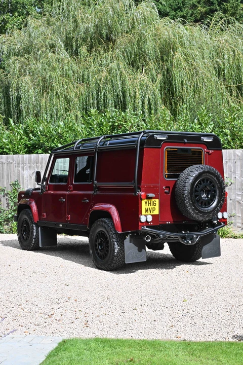 2016 Land Rover Defender 110 - Image 31 of 31