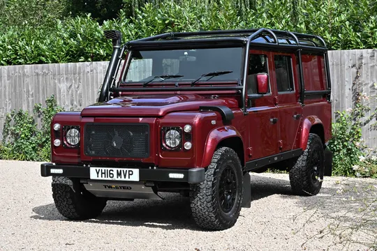 2016 Land Rover Defender 110 XS Twisted