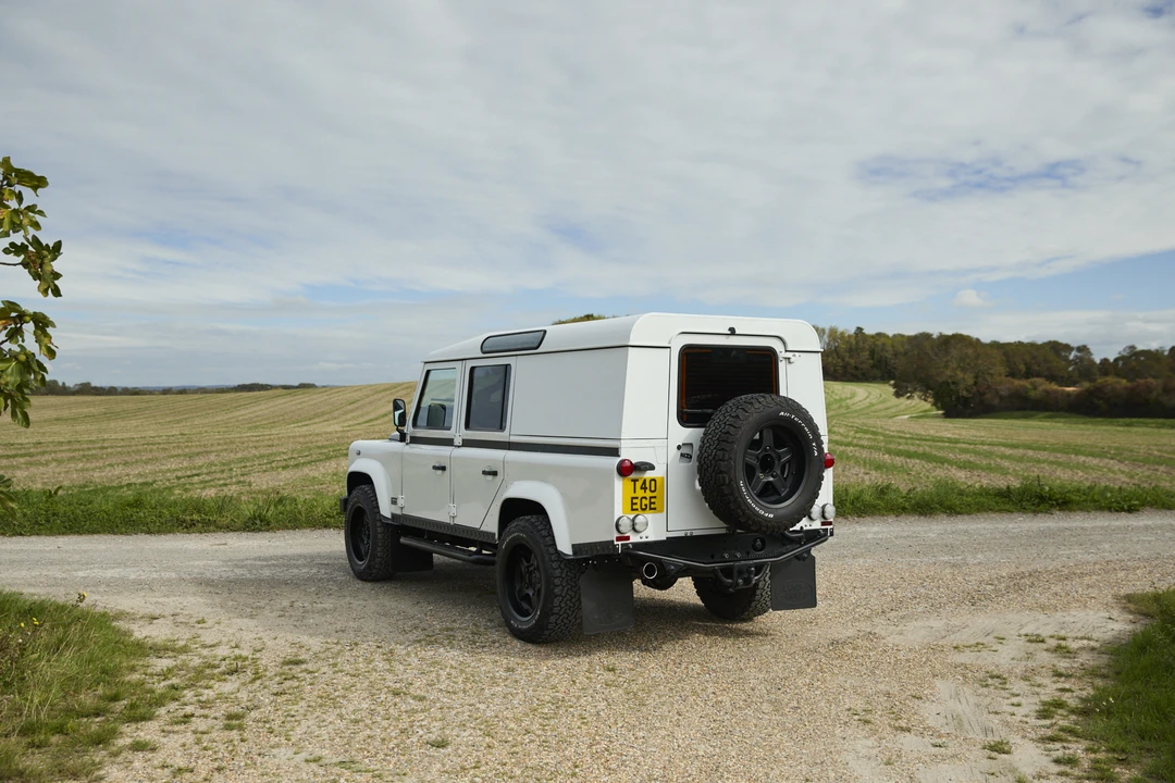 2016 Land Rover Defender 110 - Image 22 of 31