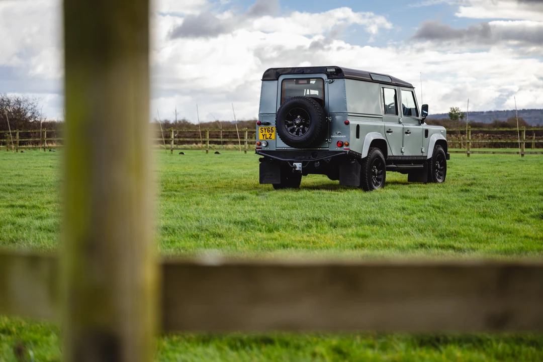 2016 Land Rover Defender 110 - Image 31 of 31