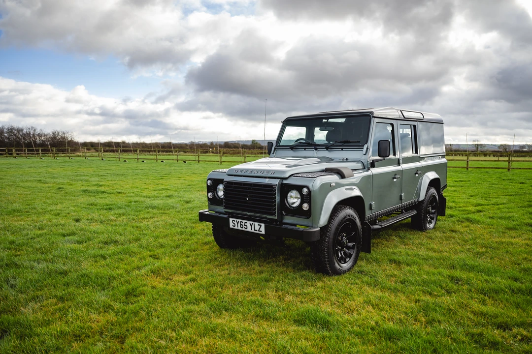 2016 Land Rover Defender 110 - Image 20 of 31