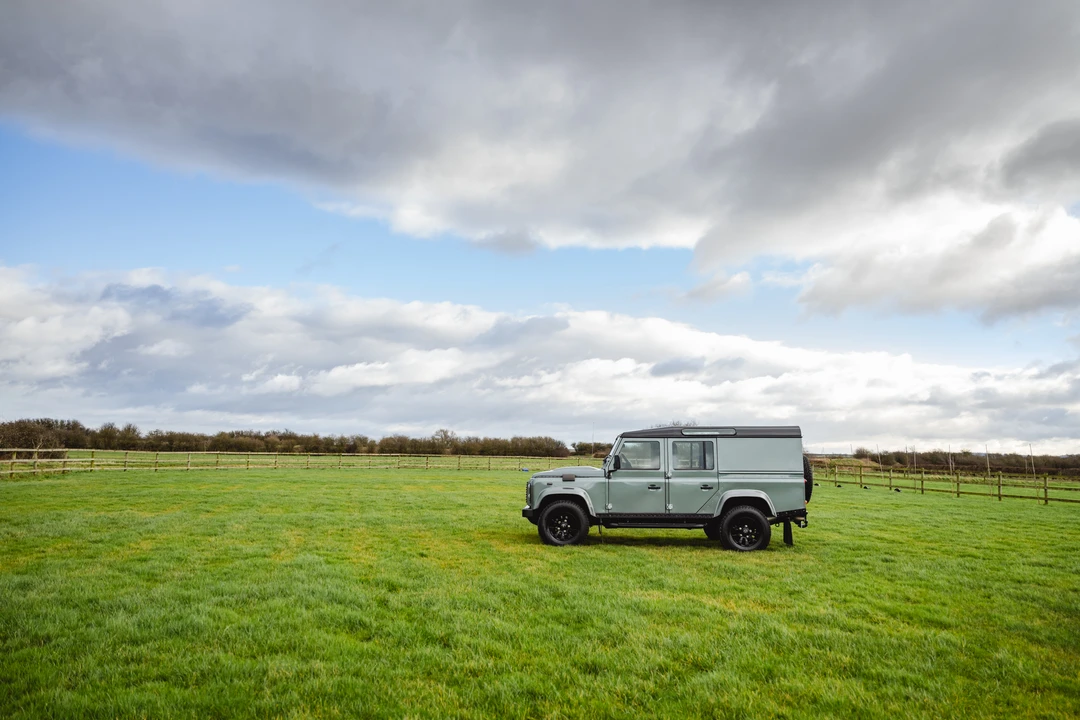 2016 Land Rover Defender 110 - Image 22 of 31