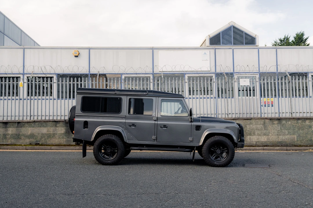 2016 Land Rover Defender 110 - Image 12 of 31
