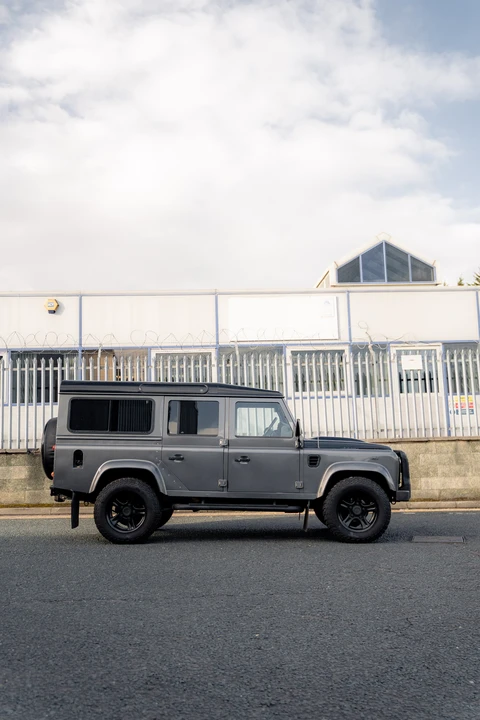 2016 Land Rover Defender 110 - Image 23 of 31