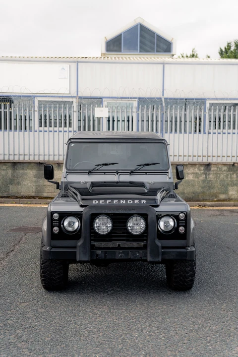 2016 Land Rover Defender 110 - Image 24 of 31