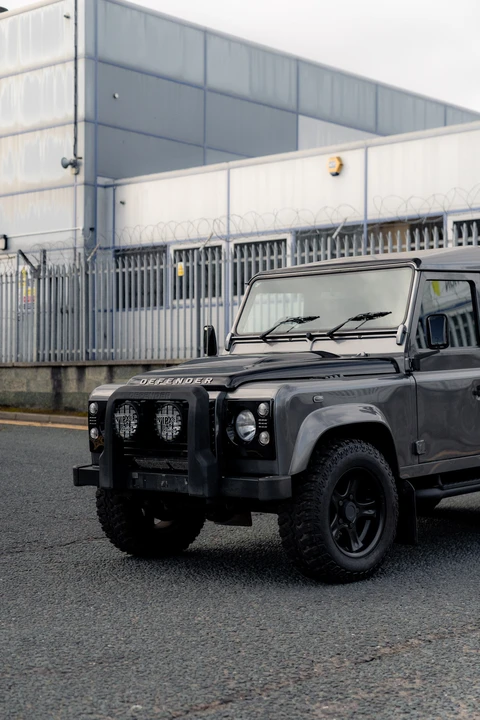 2016 Land Rover Defender 110 - Image 26 of 31