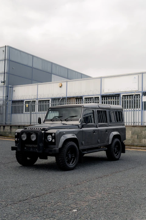 2016 Land Rover Defender 110 - Image 27 of 31