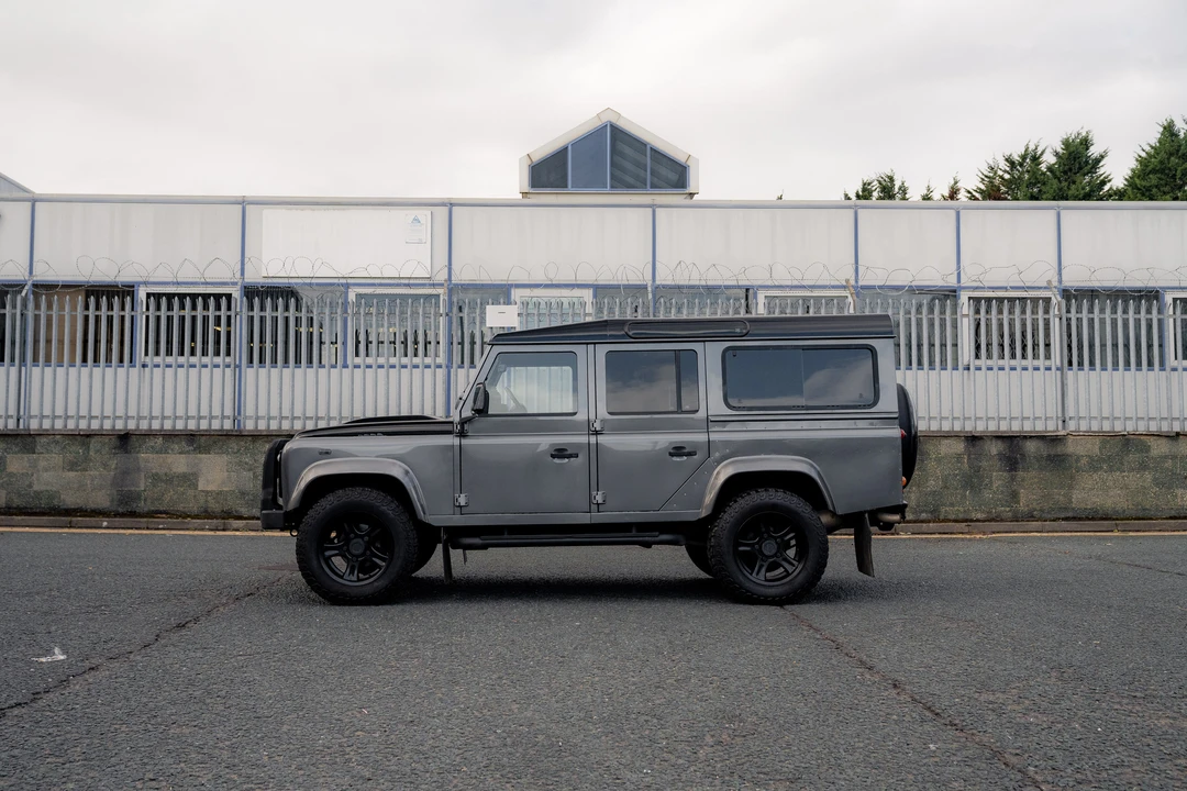 2016 Land Rover Defender 110 - Image 16 of 31