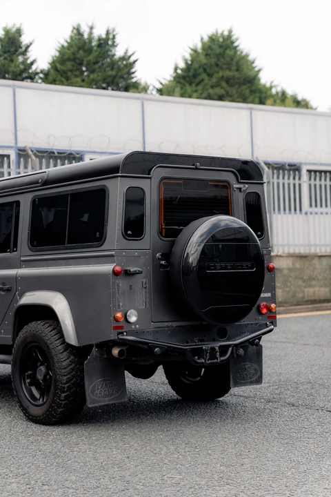 2016 Land Rover Defender 110 - Image 30 of 31