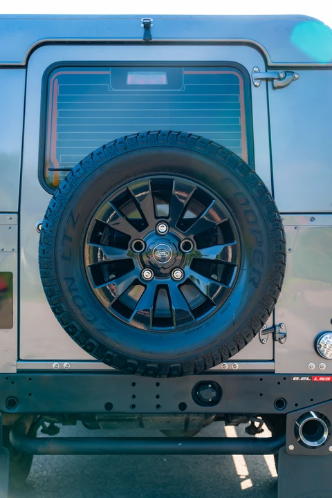 2015 Land Rover Defender 110 - Image 31 of 31