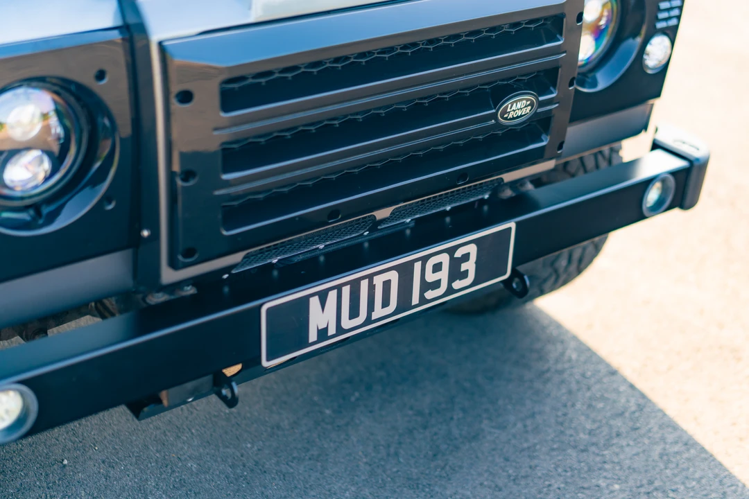 2015 Land Rover Defender 110 - Image 12 of 31