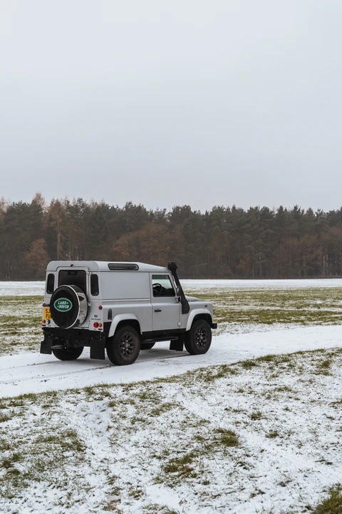 2016 Land Rover Defender 90 - Image 29 of 31
