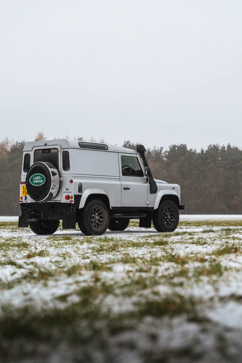 2016 Land Rover Defender 90 - Image 30 of 31