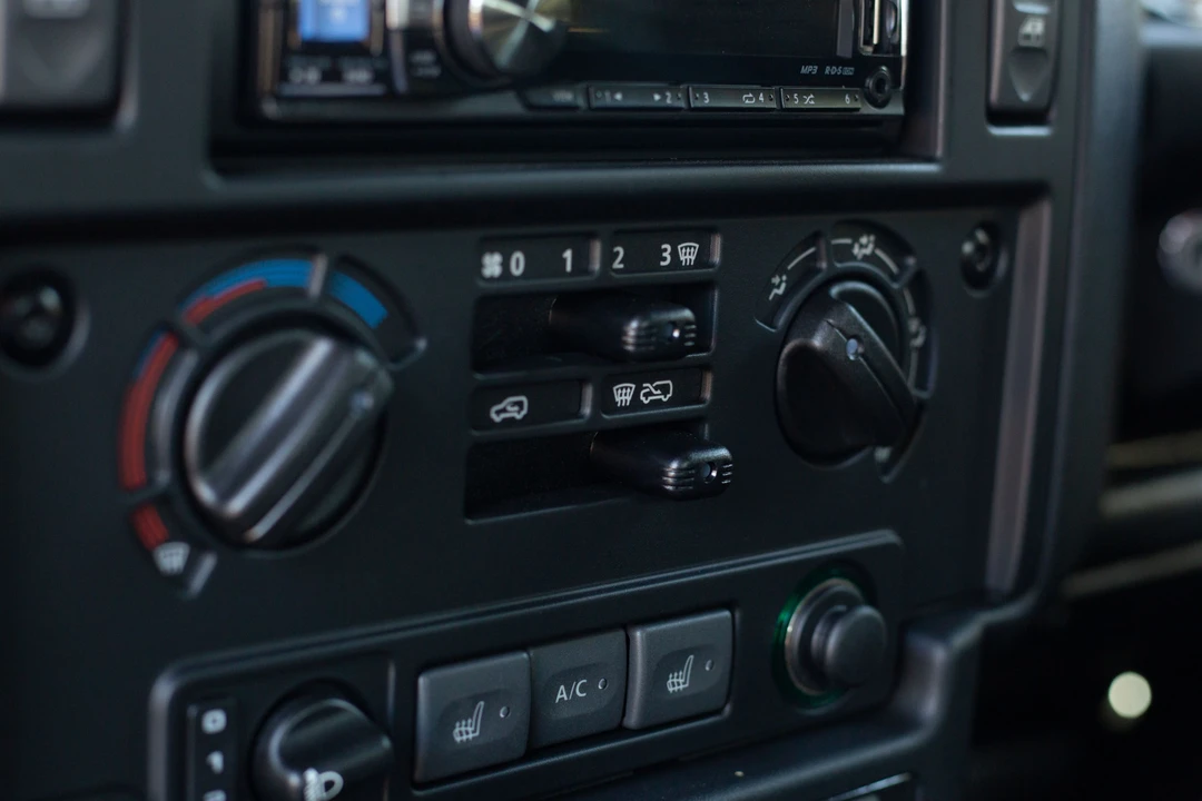 2016 Land Rover Defender 90 - Image 31 of 31