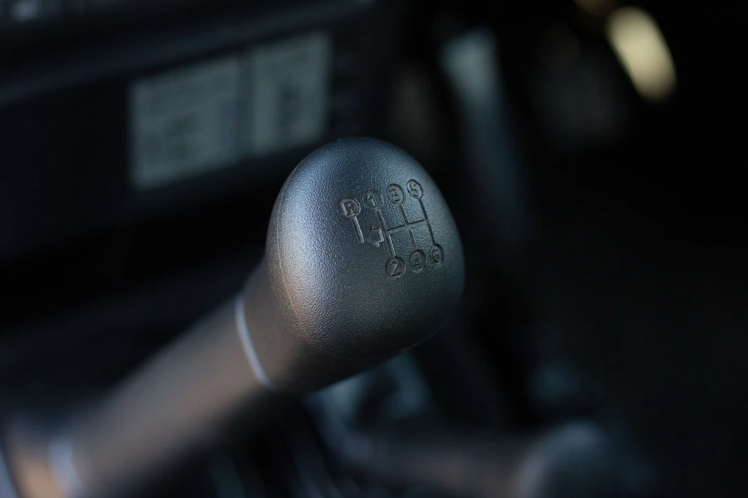 2016 Land Rover Defender 90 - Image 27 of 31