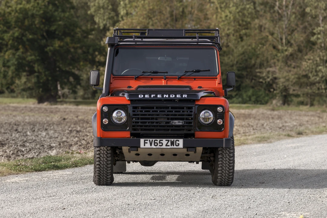 2016 Land Rover Defender 90 - Image 23 of 31