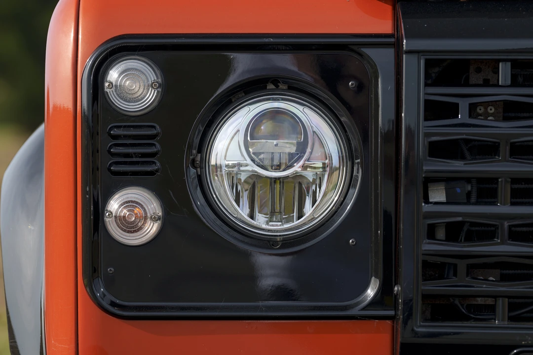 2016 Land Rover Defender 90 - Image 31 of 31