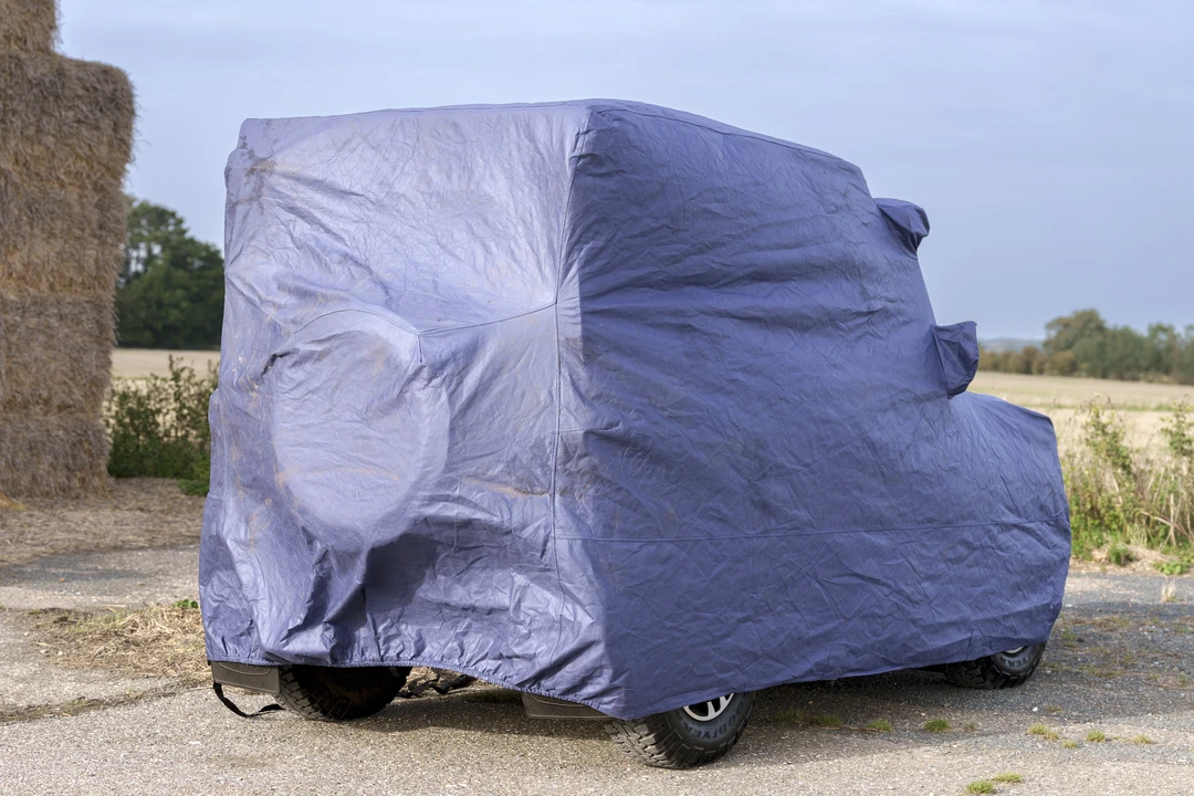 2016 Land Rover Defender 90 - Image 25 of 31