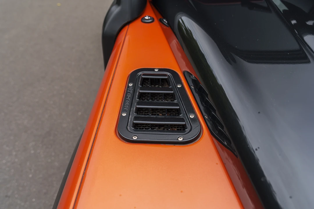 2016 Land Rover Defender 90 - Image 15 of 31
