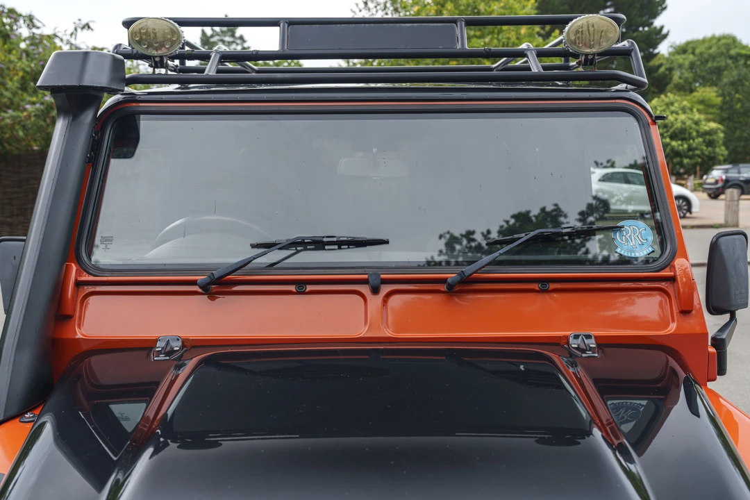 2016 Land Rover Defender 90 - Image 19 of 31