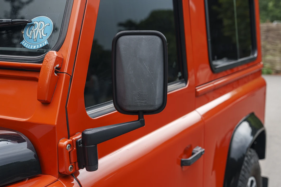 2016 Land Rover Defender 90 - Image 26 of 31