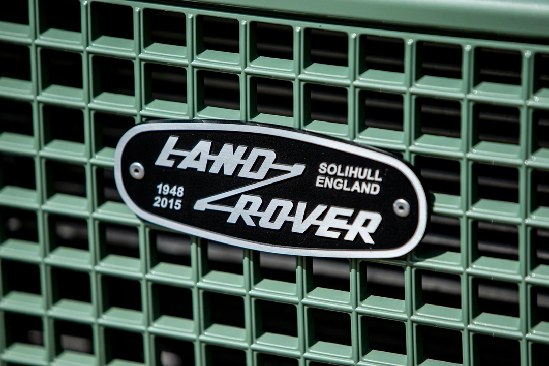 2016 Land Rover Defender 90 - Image 20 of 31