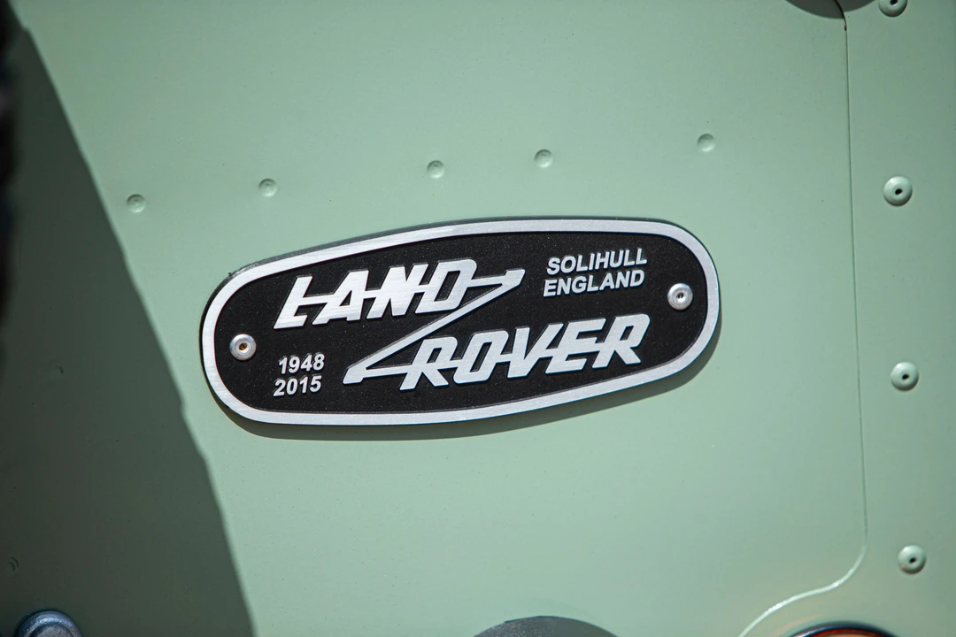 2016 Land Rover Defender 90 - Image 7 of 31