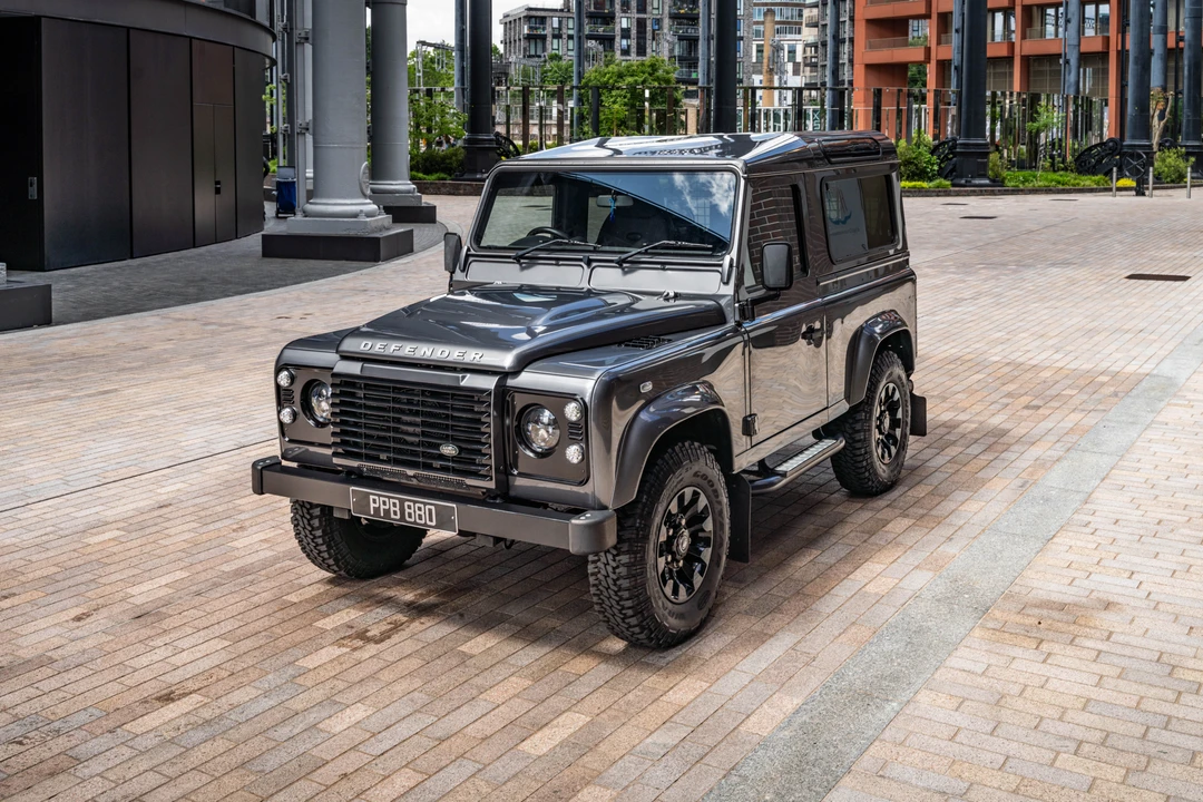 2016 Land Rover Defender 90 - Image 21 of 31